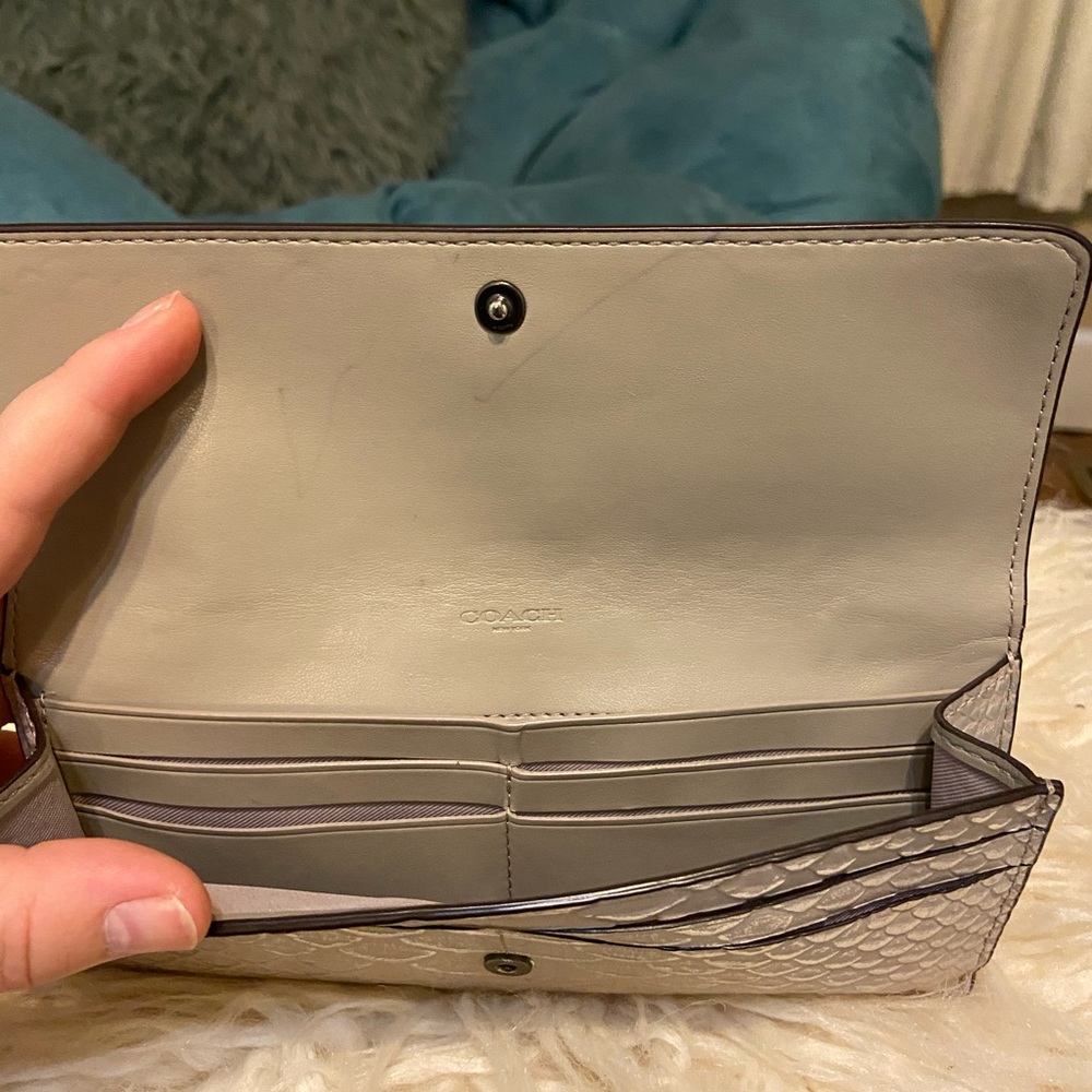 Coach Wallet - Picture 4 of 5